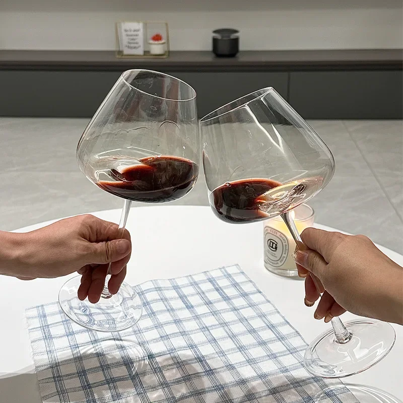 720ml Creative Ins style Burgundy wine glass with concave bottom light luxury high-end crystal high footed glass wine glass