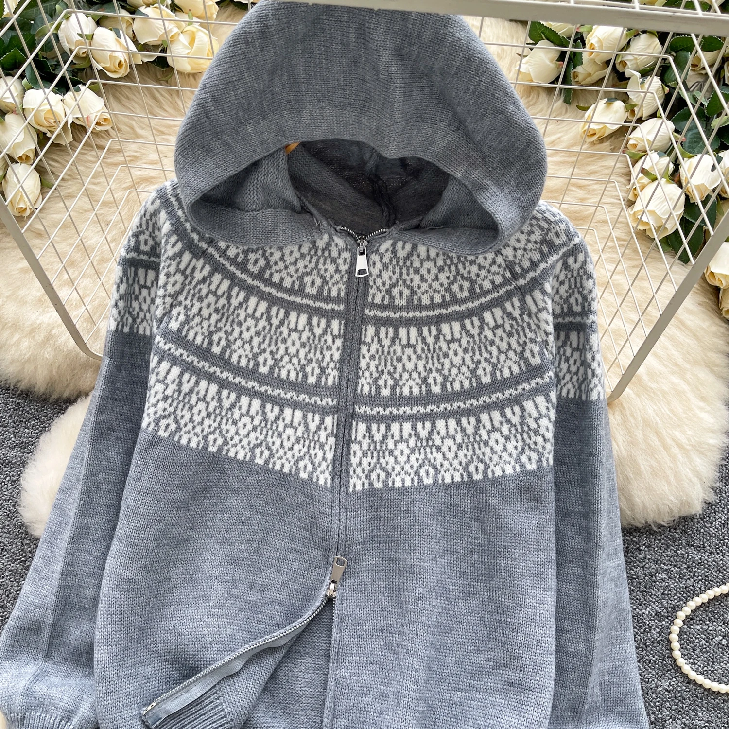 Cardigan con cappuccio jacquard con doppia cerniera Autunno Inverno Nuovo maglione lavorato a maglia a maniche lunghe Casual con giunture larghe Cappotti caldi versatili