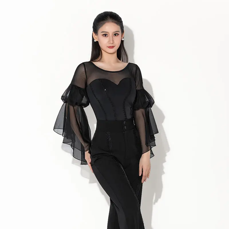 

Элегантный комбинезон для латиноамериканских танцев 2026 года для взрослых: современный танцевальный костюм с асимметричными расклешенными рукавами и сетчатым дизайном, топ для женщин DQS22250