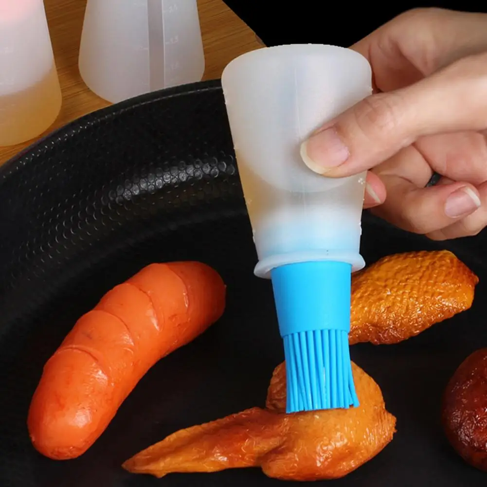 

1 Pcs Oil Brush Food Grade Silicone Convenient Anti-leak Portable Oil Bottle with Brush Pastry Outdoor Grill Equipment BBQ Tools