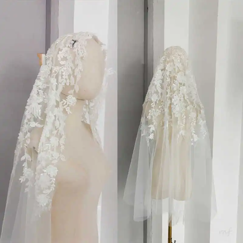 

Graceful One Layer Lace Sequins Appliques Bridal Veils Fingertip Length Wedding Veils Customized Marriage Accessories