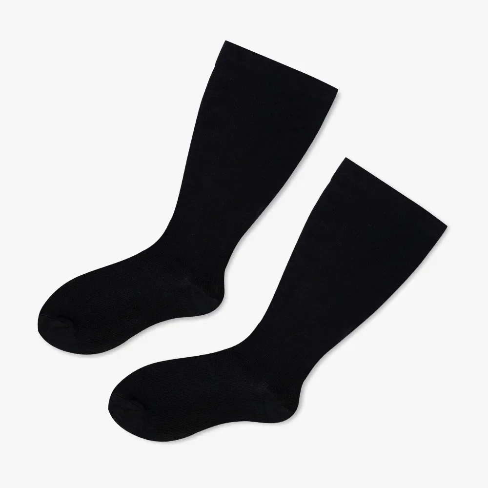 

Black and white socks in summer thin solid color mid -color pile of socks in ice heated socks