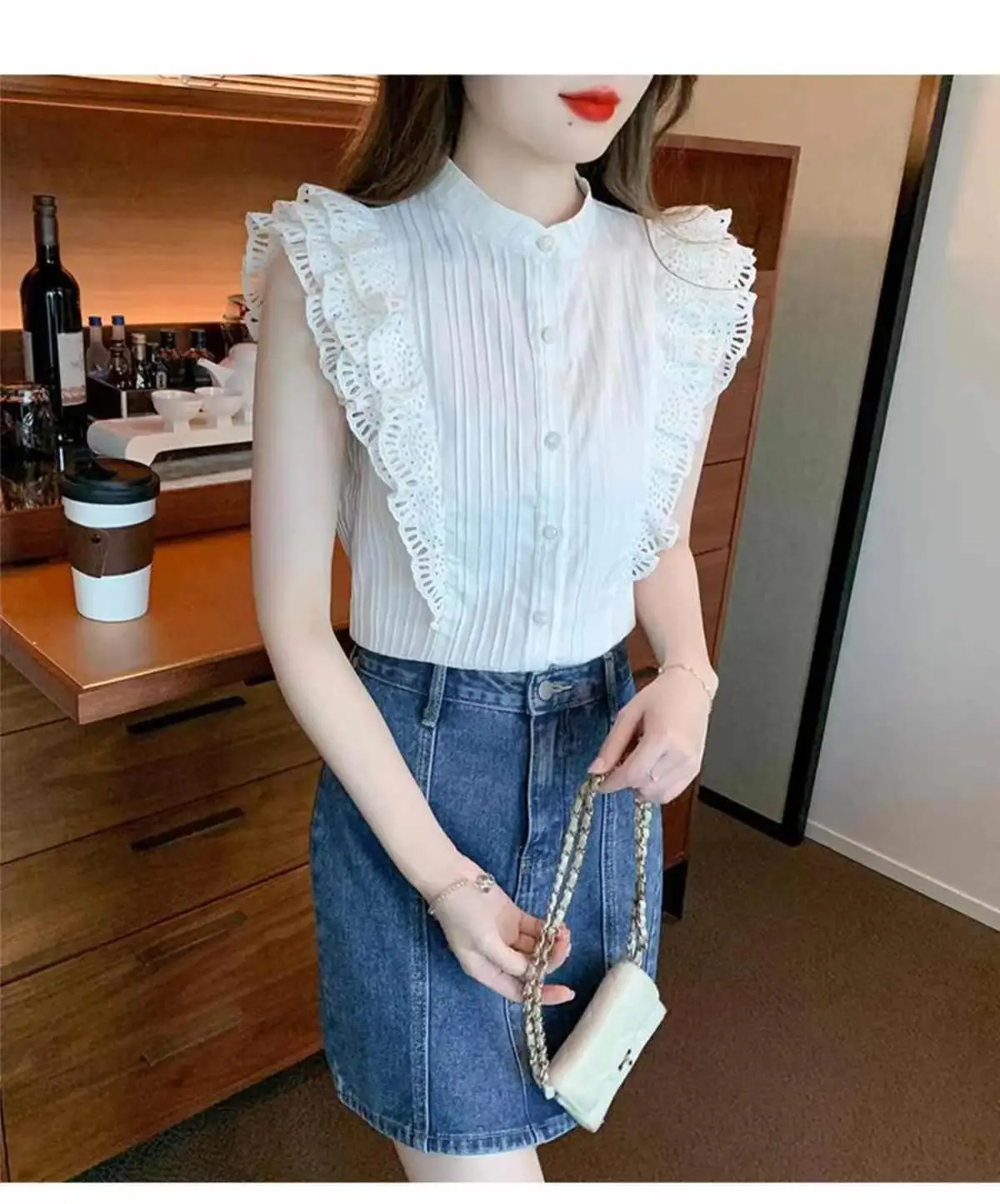 French Ruffle Edge Flying Sleeves White Top Women\'s Summer New Unique Short Sleeves Elegant Chiffon Shirt polo shirts for women