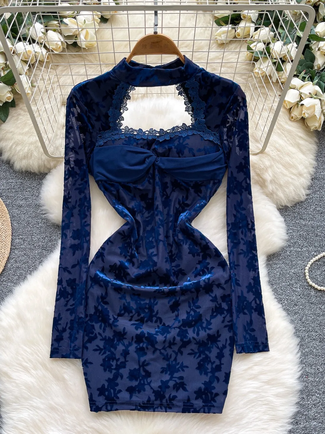 Foamlina moda mujer Otoño Invierno vestido Sexy encaje Floral empalmado recortado cuello alto manga larga estampado Mini vestido de terciopelo