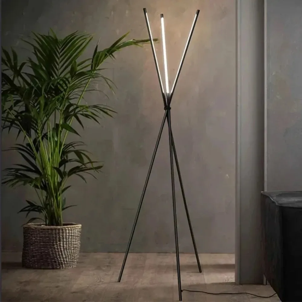 

Nordic LED Floor Lamp Black Simple 24W Triangle Standing Lamp Home Indoor Living Room Sofa Bedroom Decor Tripod Reading Lights