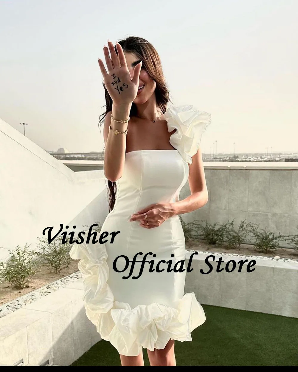 Visher sexy kurze Hochzeits feier Kleider Spitze Korsett Schatz Braut Kleid Falten Satin Mini Strand Hochzeits feier Kleider schnüren