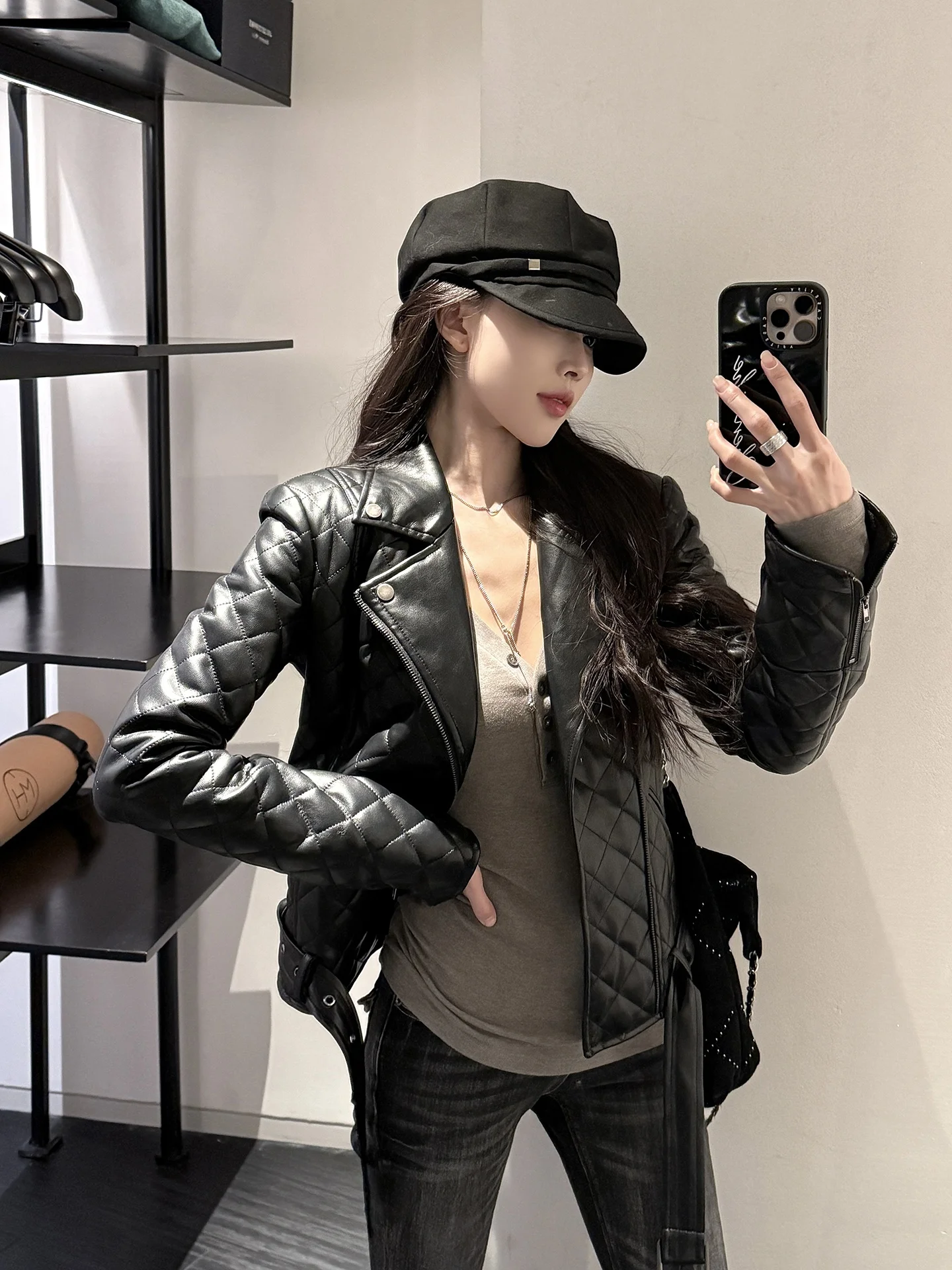 Jaqueta Feminina Casual de Couro PU com Zíper, Gola Alta, Ajuste Slim, Sem Forro de Pele