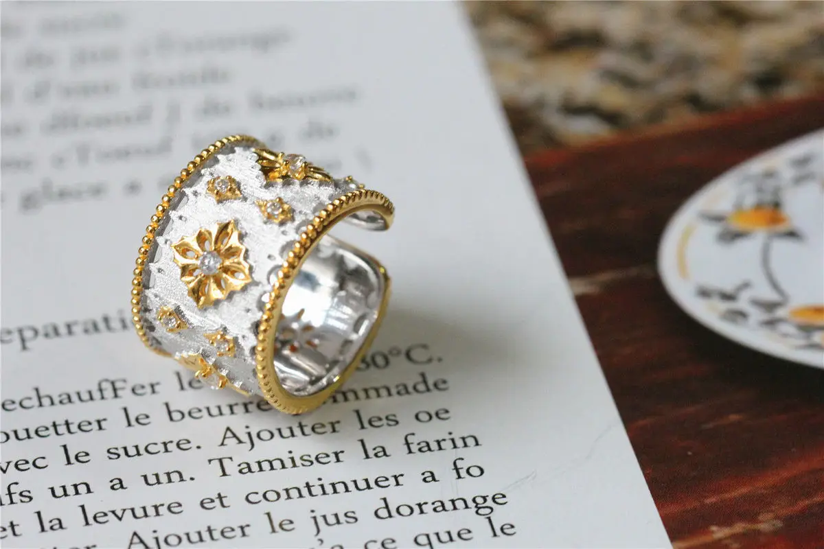 New Vintage Court Style Wide Love Open Rings For Women Wedding Party Engagement Full Zircon Carving Finger Rings Jewelry Gifts
