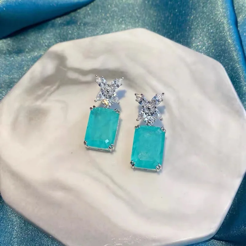 Simple Fashion Sky Blue Crystal Jewel Earrings Artificial Zircon High-end Luxury OL Party Everyday Collocation Holiday Birthday