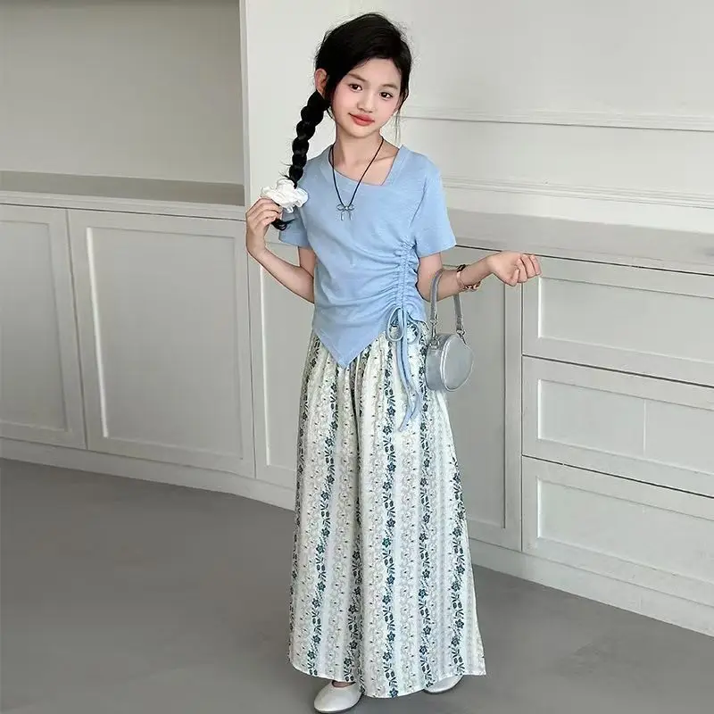 

Girls' Summer Casual Set 2026 New Korean Edition Stylish Thin Short Sleeve T-shirt Skirt Pants Two Piece Set