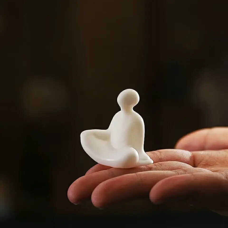 

Chinese Dehua White Porcelain Handcraft Creative Buddhism No-phase Buddha Monk Sit Statue