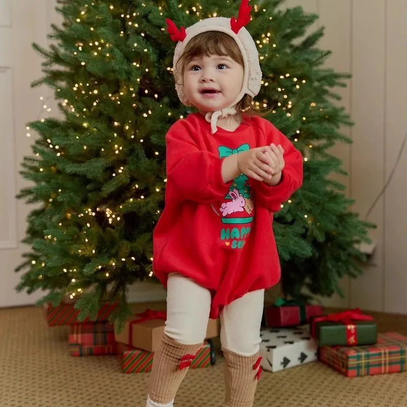 ชุดรอมเปอร์กำมะหยี่สีแดงสำหรับเด็กทารก เสื้อผ้าเด็กฤดูหนาว ชุดปีใหม่ สำหรับเด็กแรกเกิด เด็กหญิง เด็กชาย ลายต้นคริสต์มาส ลายรัก พร้อมหมวก