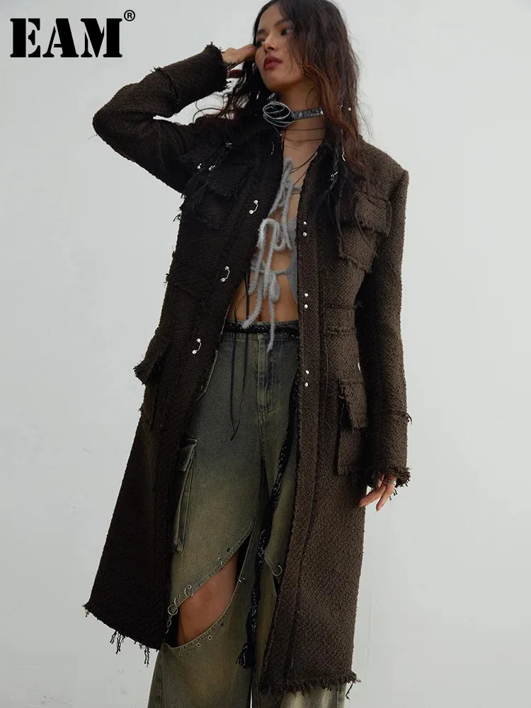 [EAM] Coffee Pocket Tassels Long Elegant Woolen Coat New Lapel Long Sleeve Women Jacket Fashion Tide Autumn Winter 20241DH7222