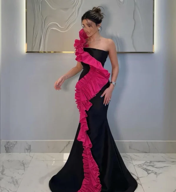 Hochwertiges, maßgeschneidertes, bodenlanges, rückenfreies, farbkontrastes, ärmelloses, plissiertes, trägerloses Meerjungfrau-Kleid für Damen Robe De Soirée