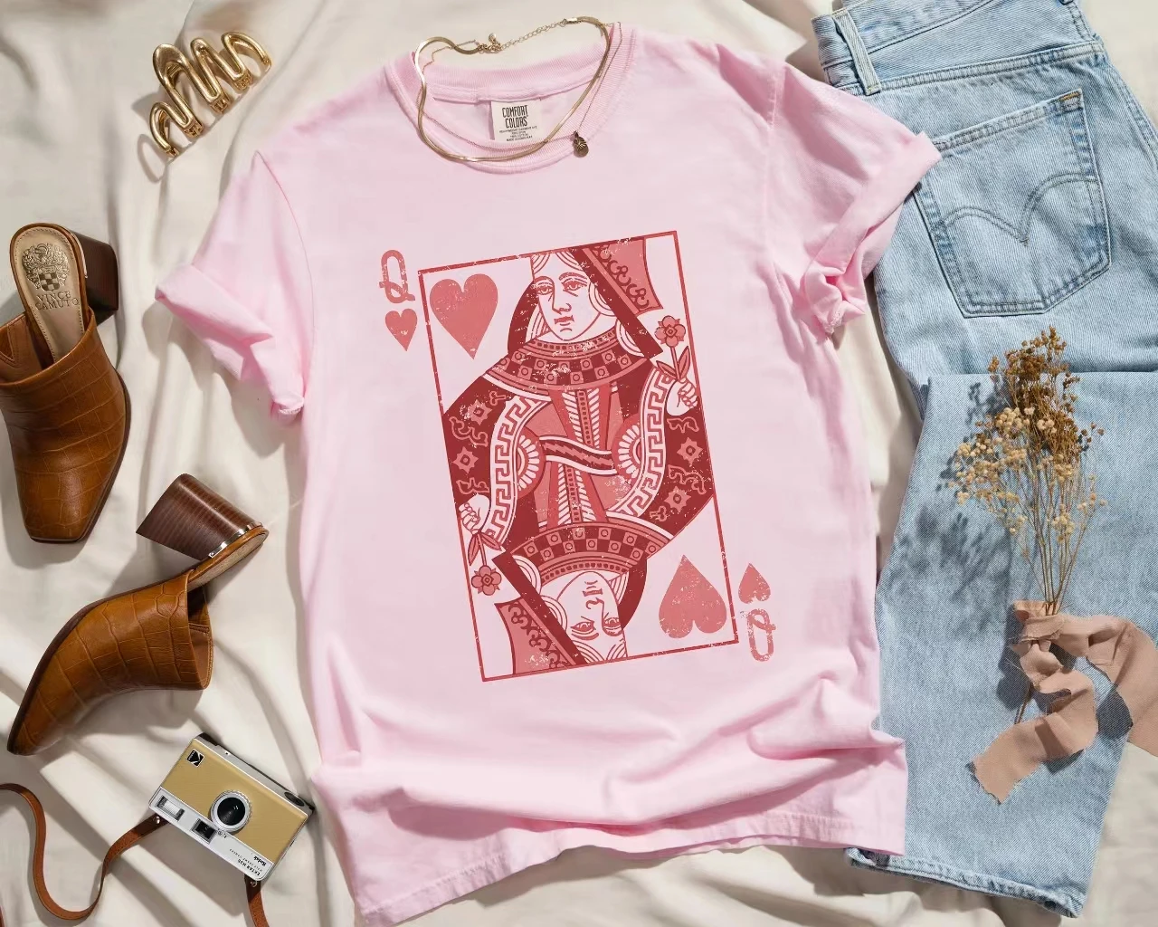 2024 New Individuality Fashion Women T-shirt Vintage Meteoric Queen of Hearts Print Female Shirt Play Cards Lover Girl Tee