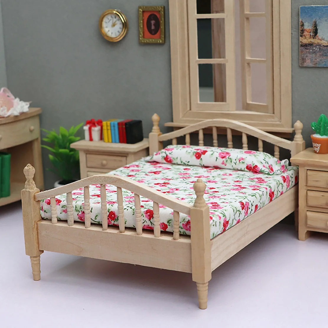 1:12 Dollhouse Bedroom Mini Floral Double Bed Scene Furniture Dollhouse Accessories