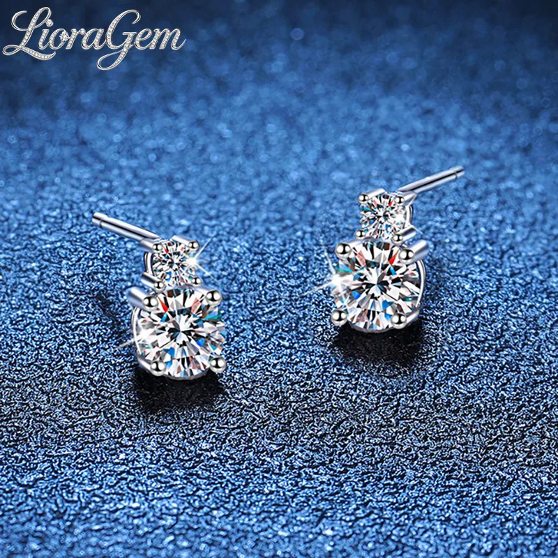

LioraGem Women’s Minimalist Four-claw Moissanite Stud Earrings, D Color 0.5-carat Moissanite Stud Earrings Platinum PT950 Stamp