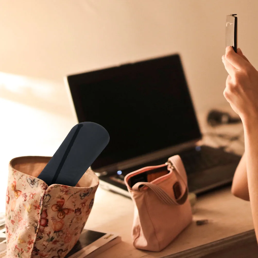 

Silicone Makeup Brush Holder Portable Organizer Travel Essentials Lightweight Beauty Tools Storage Bag For Women