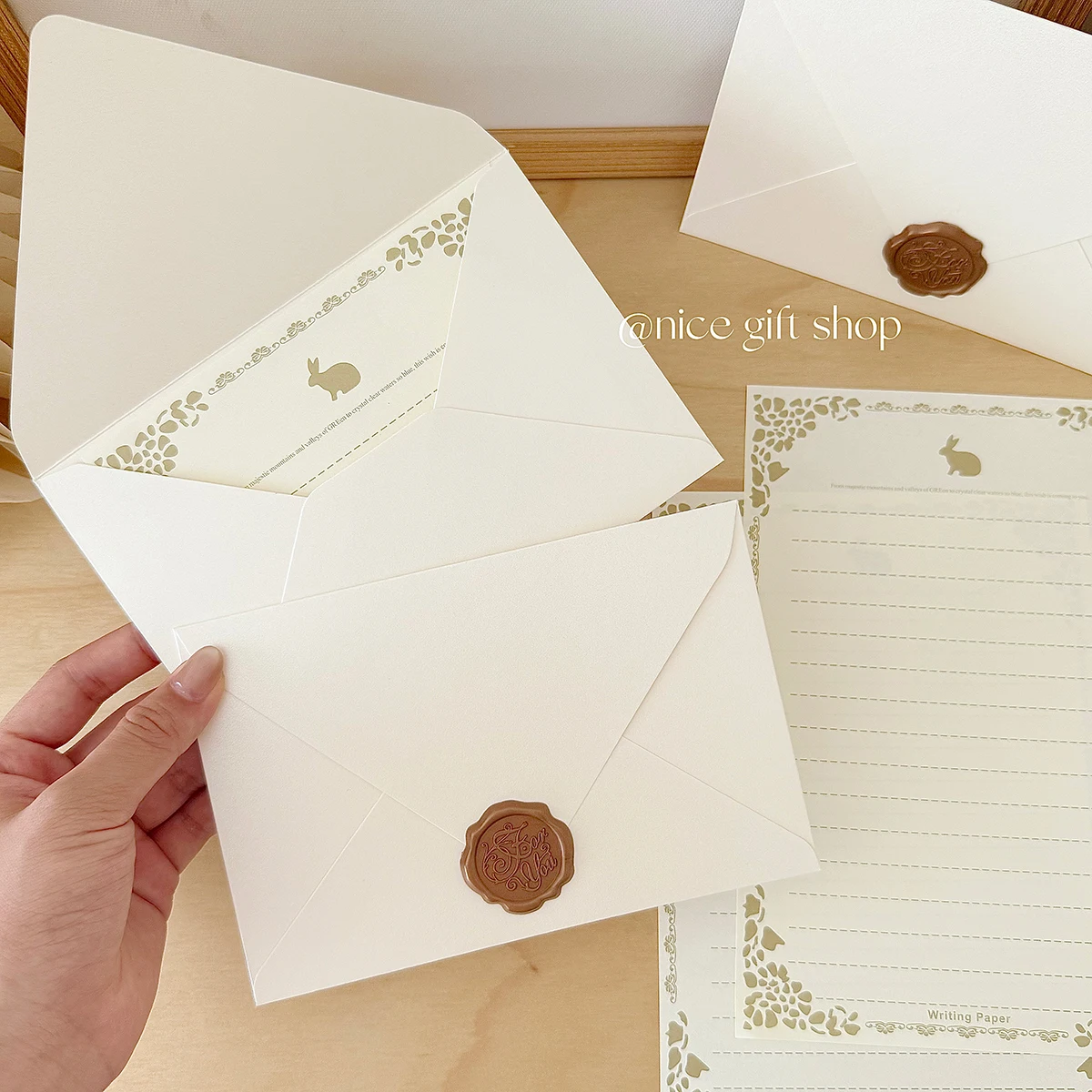 1 set of pearlescent envelope stationery set Holiday handwritten confession blessing letter  Wedding party invitations