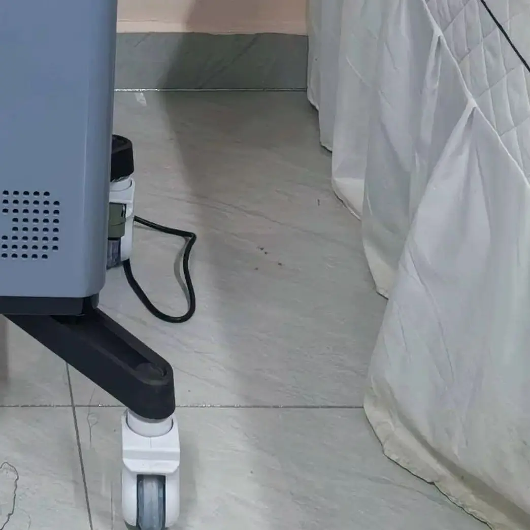 Diode  Hair Removal 4 Wavelengths  Pico Tattoo Removal Machine  755nm  FAC Collimation Ice Cooling System Foldable Touch
