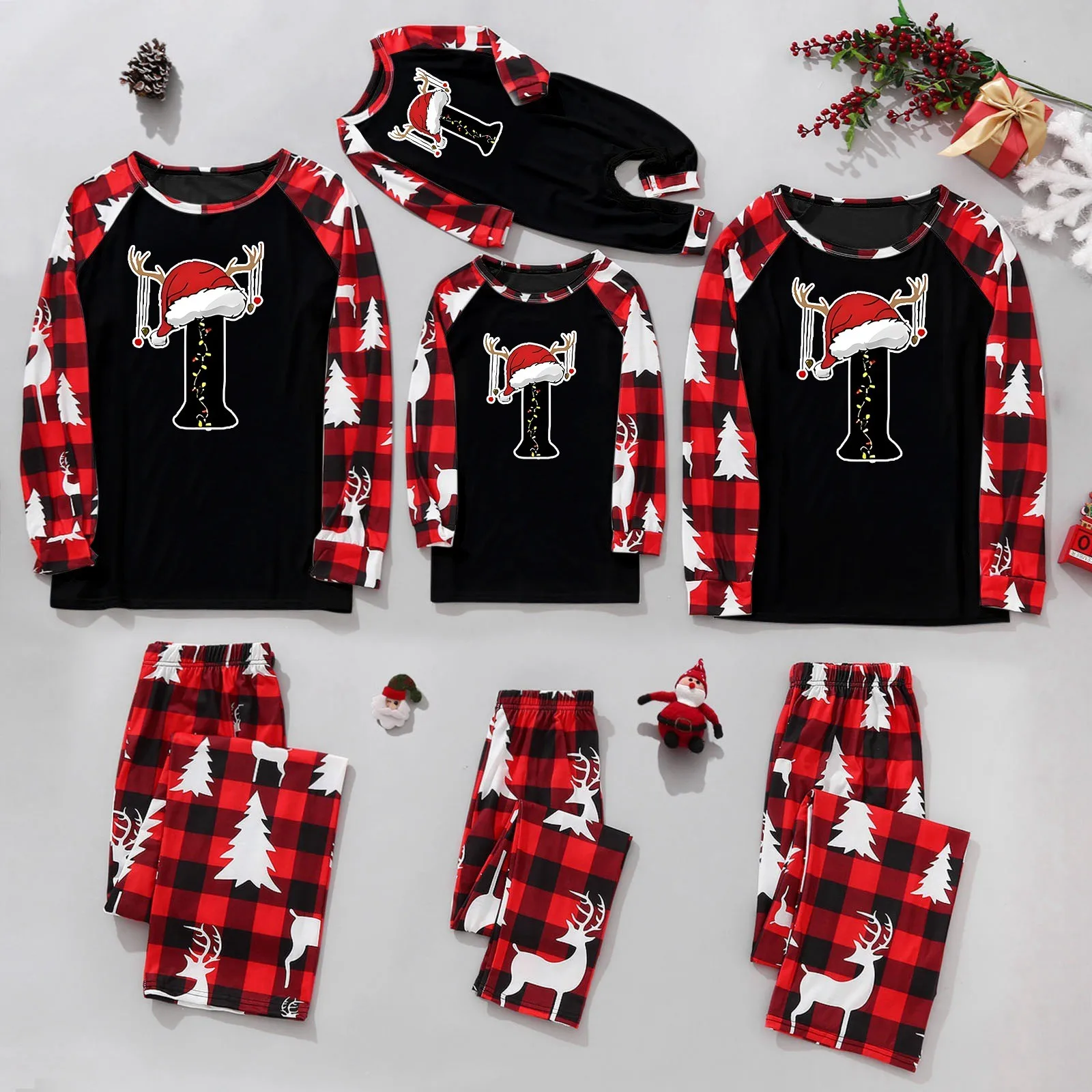 2024 Fashion Christmas Family Pajamas Warm Xmas Red And Black Cartoon Print Family Matching Outfits Cute Baby Clothes Home Set