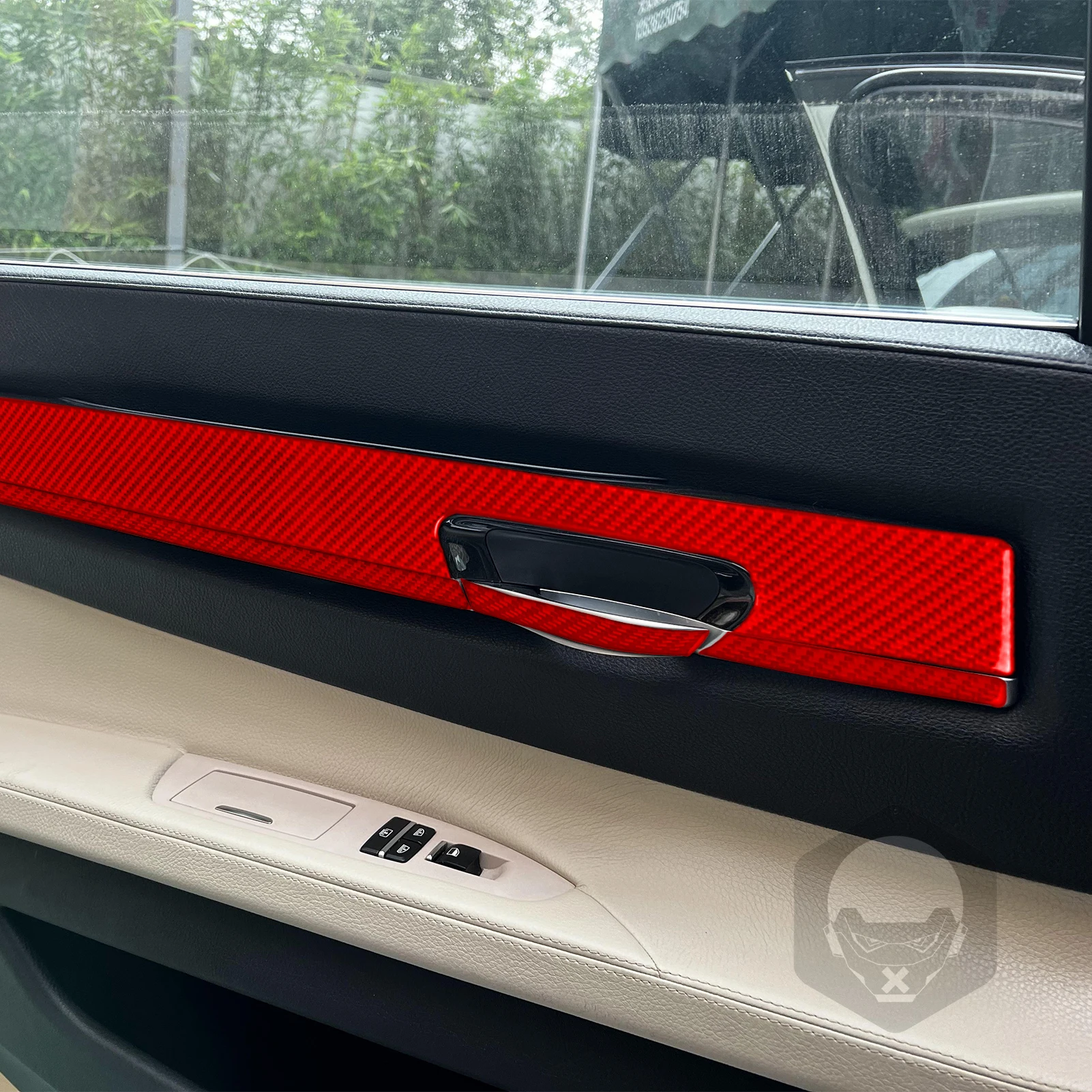 لسيارات BMW 7 Series F01 2009-2014 تعديل ألياف الكربون الباب الخلفي غطاء الكسوة البيانو الأسود ملصقات الملحقات الداخلية