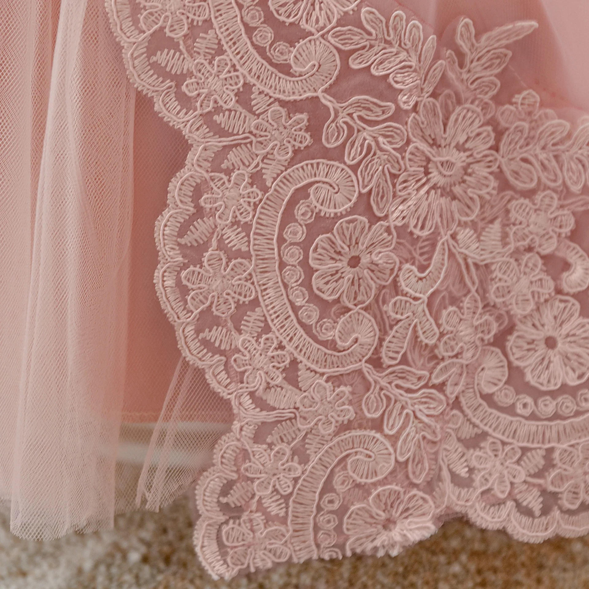 Meninas puff mangas rendas bordado vestido de princesa para a criança crianças aniversário batismo pageant cerimônia festa de casamento vestido inchado