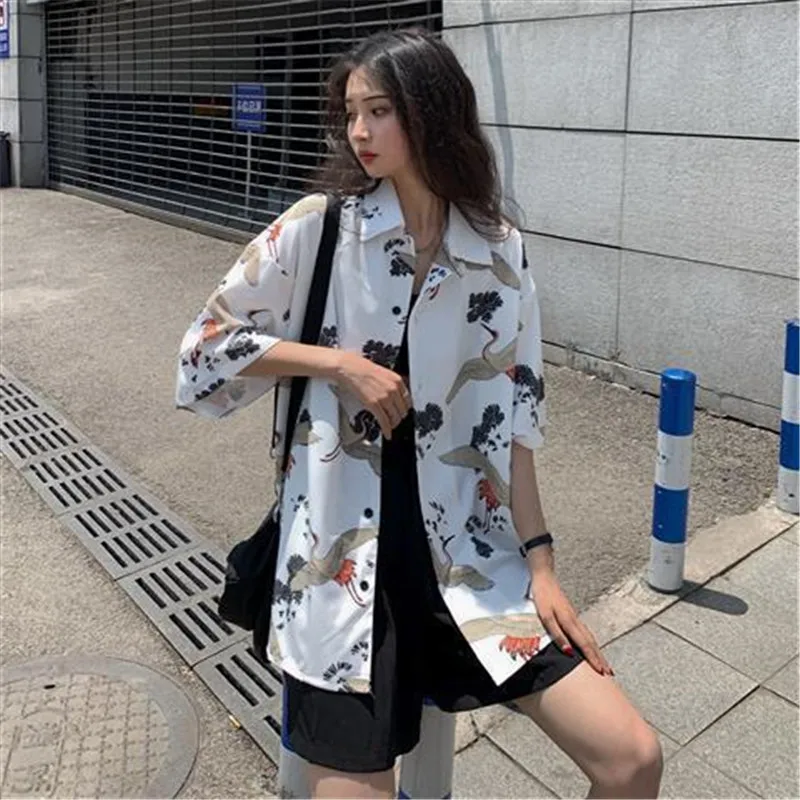 Fashion Woman Blouses 2022 Crane Print Short Sleeve Loose Women\'s Casual Summer Blouses Harajuku Vintage Top Female