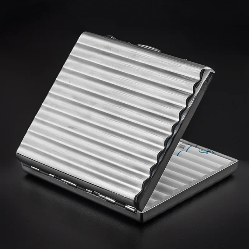 New 1pcs Corrugated Design Silver Copper Cigarette Box Solidly Made Metal Cigarette Case Holder for 10 /20 Cigarettes Box Gift