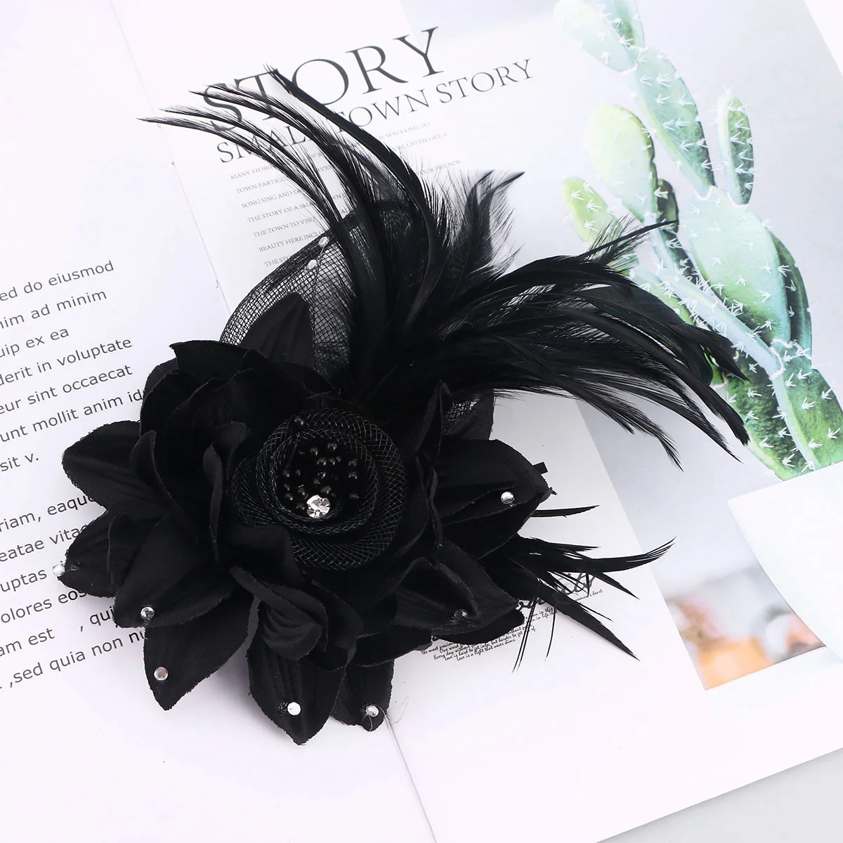 

1Pcs Handmade Large Flower Brooch Fabric Hairpin Headdress for Women Stylish Lightweight Hair Accessory Gift Choice