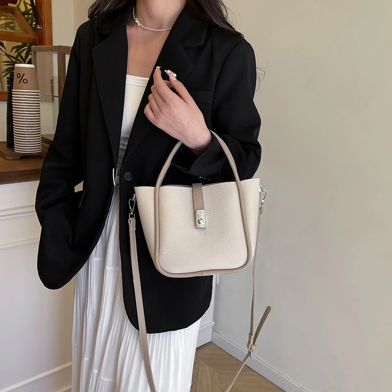 Designer Women's Handbags Leather Tote Bag With Top Handle And Shoulder Strap Elegant Work Travel Companion