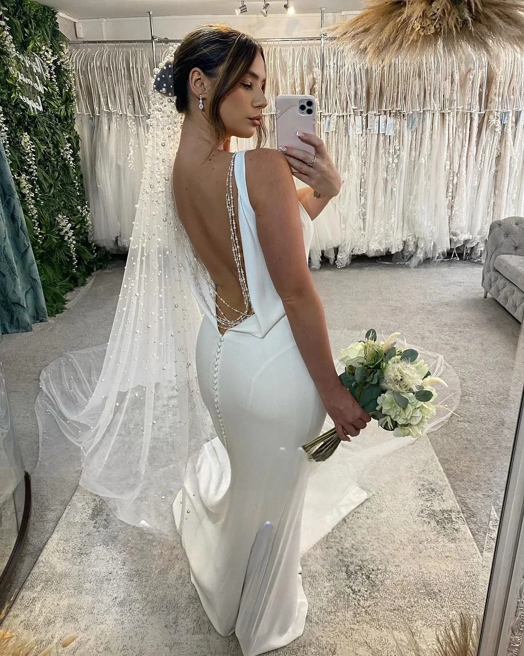 Customize vestidos de novia  Simple Mermaid Wedding Dresses V-Neck Backless Sleeveless Princess Bridal Gowns Soft Spandex Civil