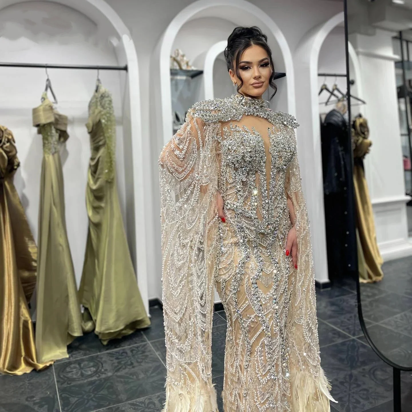 Luxe avondjurken kristallen veren galajurk strass strapless met cape illusie zeemeermin feestjurken vestidos de noche