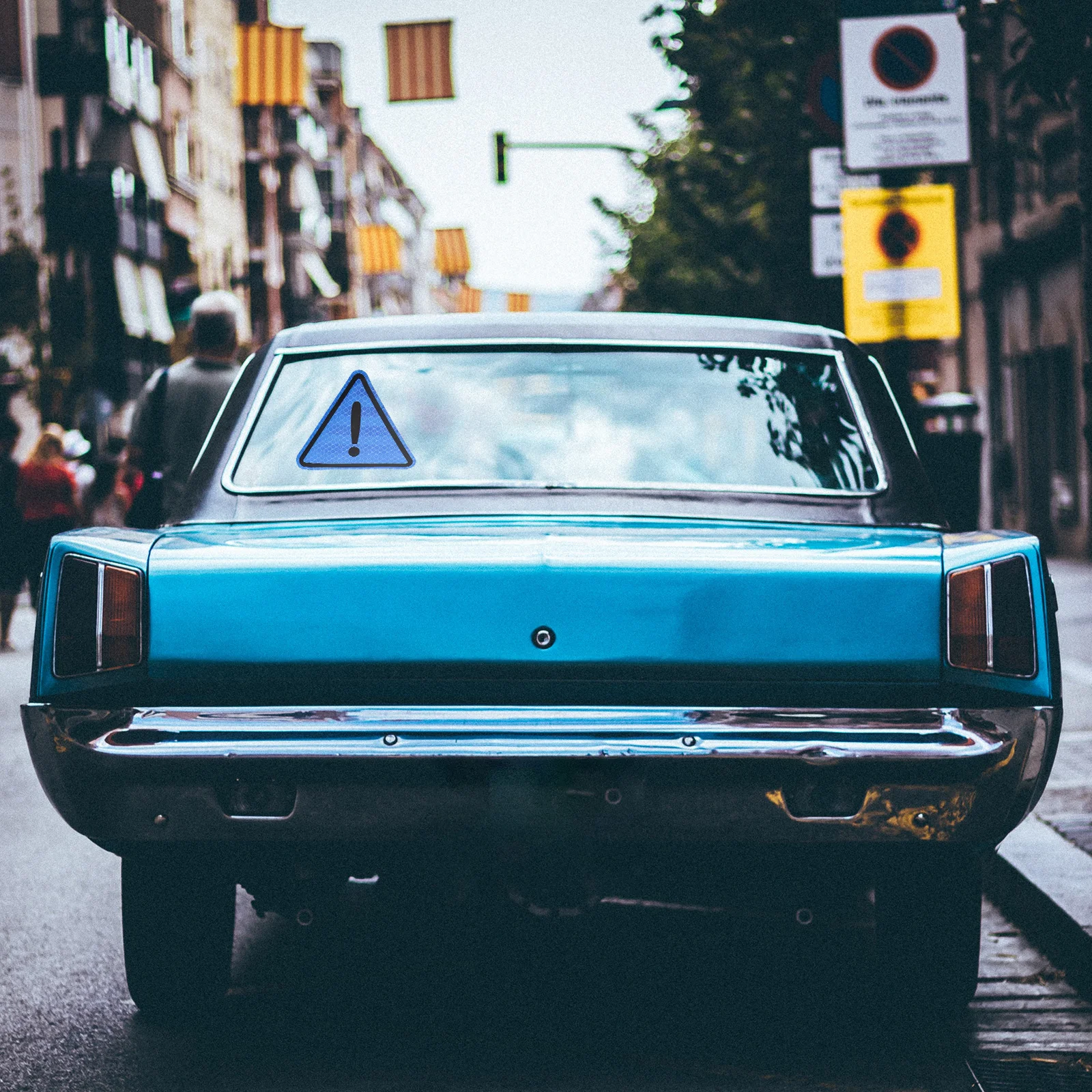 1Set Car Safety Reflective Stickers Triangular Danger Warning Signs High Visibility Rear Car Stickers Reflective Safety Labels