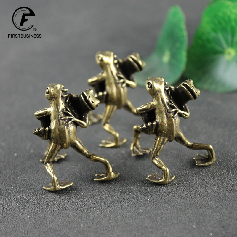 Antique Pure Copper Solid Frogs Wrestling Tea Pet Statue Brass Animal Table Ornament Accessories Home Decoration for Living Room