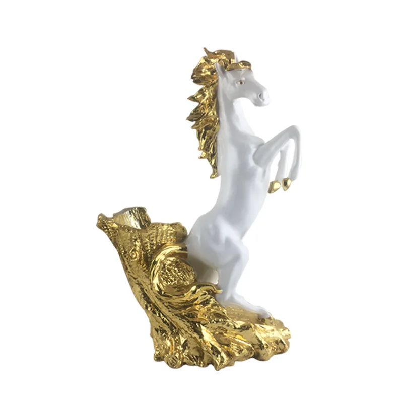 Adorno de caballo de resina europea, adorno artesanal de la suerte para sala de estar y oficina, caballo al éxito, decoración de vitrina de vino para el hogar