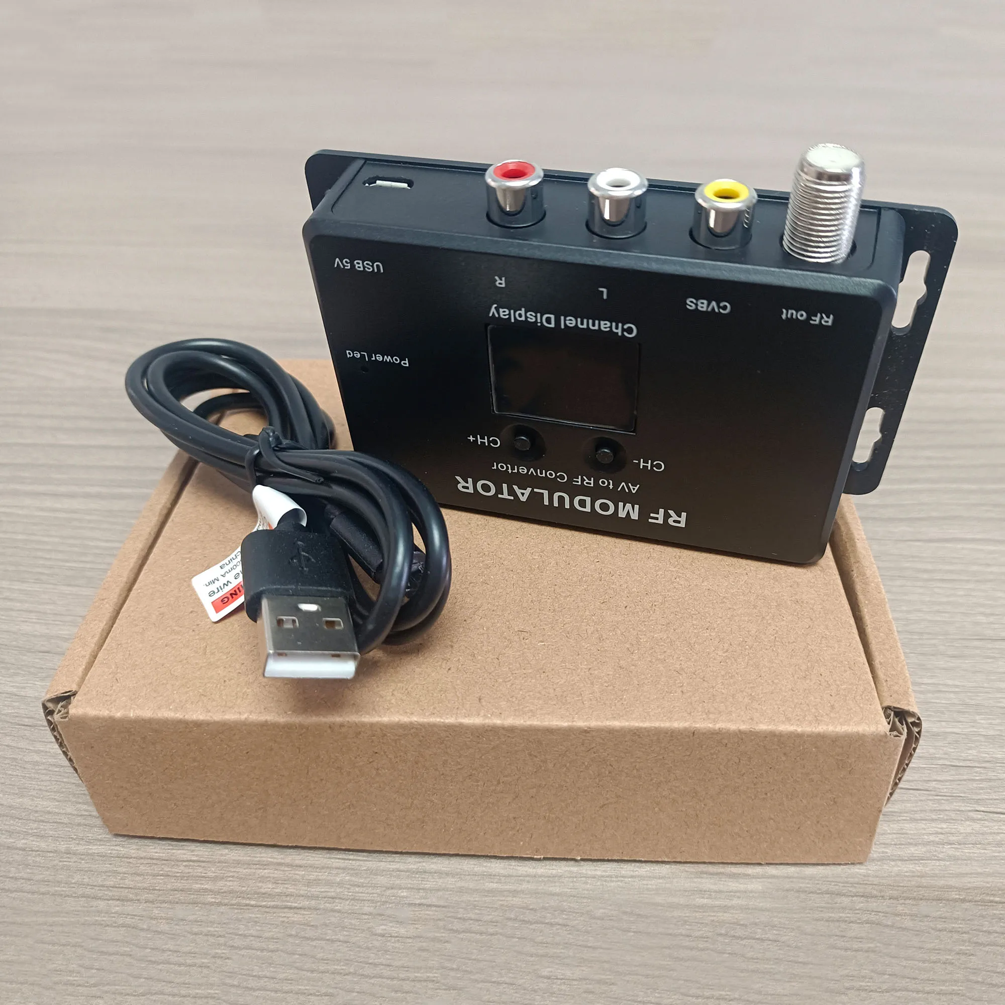 Modulador analógico AV para RF de canal único, programas autoprodutados, misturador de inserção, frequência analógica de TV via cabo ajustável