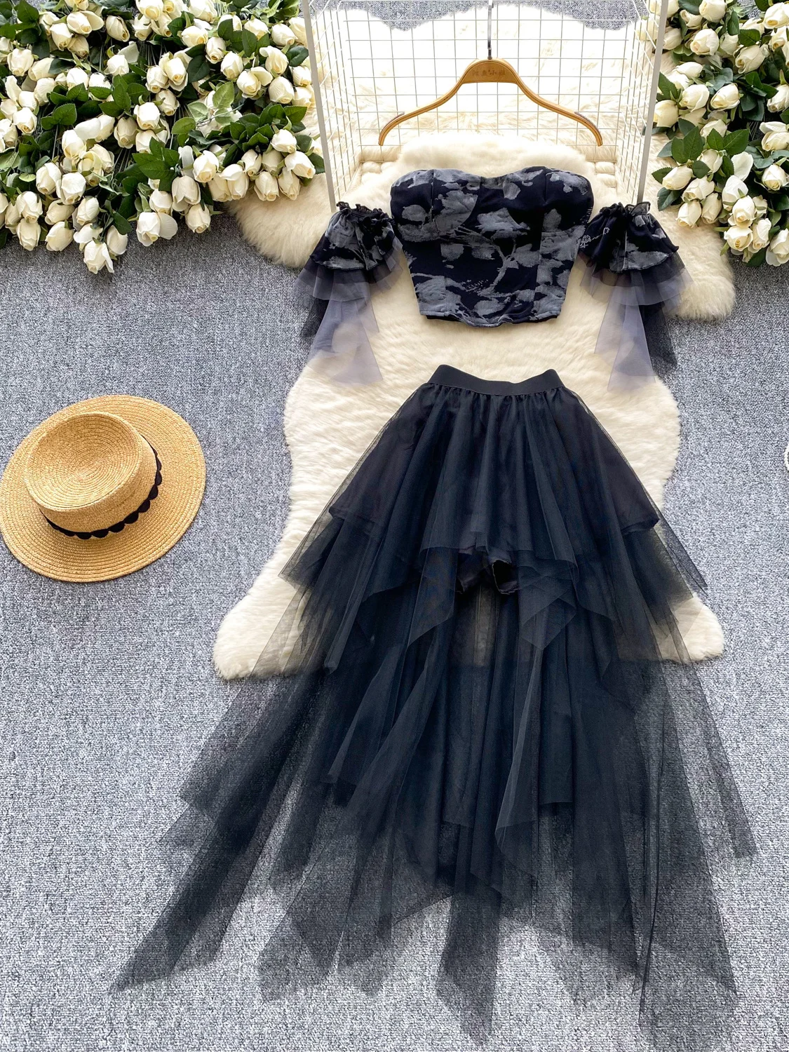 

Court Sle One oulder Tube Top And Tulle Skirt Two Piece Set Irregular Hem Long Sve round Ne Ensemble for Women