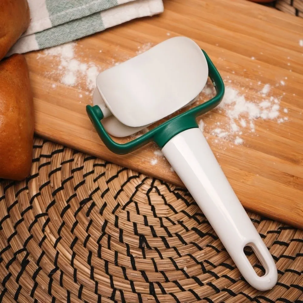 Multi-Purpose Plastic Dough Cutter Small Rolling Cooking Tool Dough Circle Roller Machine Dumpling Wraper Mold Kitchen Gadget