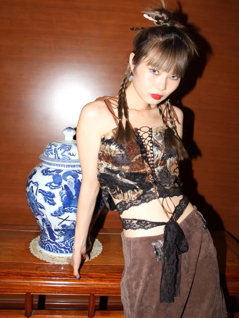 Xuanu 캐주얼 긴팔 드레스 여성용 프리미엄 품질 스플라이스 스커트 스타일 겨울 컬렉션 패셔너블 캐주얼웨어