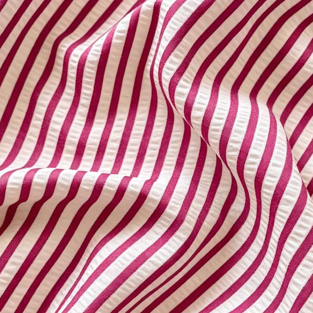 2/6/12PCS Classic Striped Napkins Soft and Skin friendly, Suitable for Christmas and Holiday Party Table Decoration
