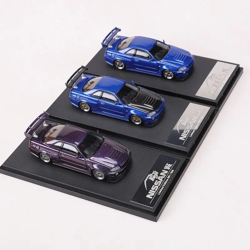 

Fujifilm 1:64 Nissan Skyline GTR R34 Simulation Alloy Car Model Collection