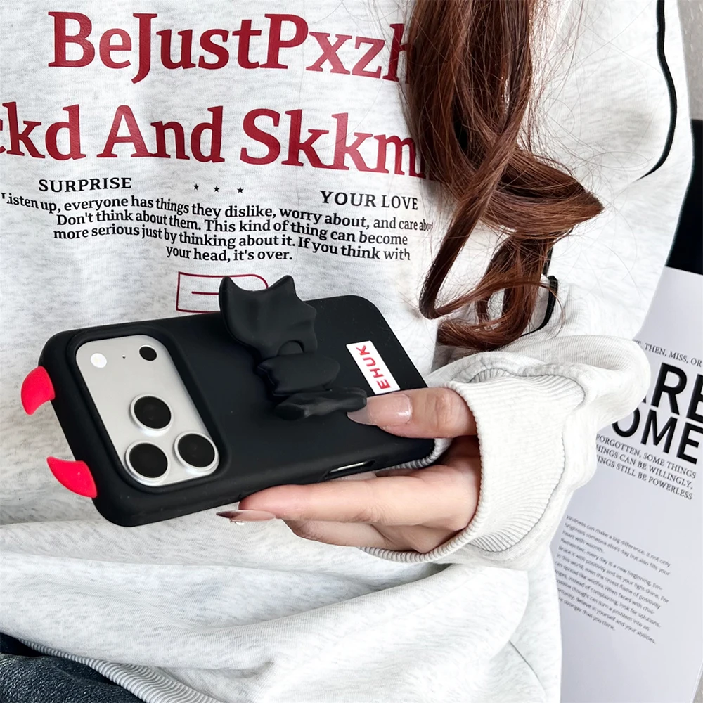 3D Teufel Hörner Fledermaus Weiche Silikon Ständer Halter Telefon Fall Für iPhone 16 Plus 17 15 14 13 12 Pro max Lustige Stoßfest Zurück Abdeckung – Detail 4