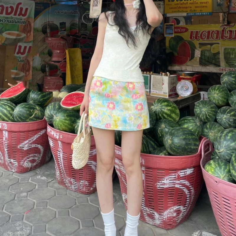 

Color Oil Painting Sense Skirt Female 2025 Summer High Waist A Word Joker Short Niche Floral Skirt Hip Skirt