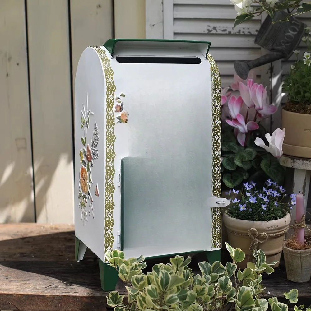 Vertical mailbox, wrought iron decorative ornament, garden gardening outdoor delivery box