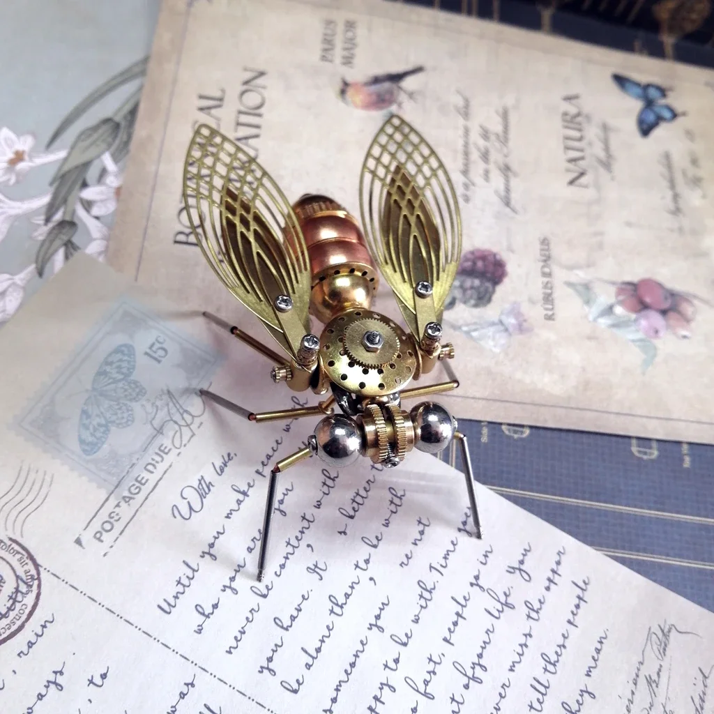 Handmade Creative Handicrafts Mechanical Small Fruit Fly Ornaments Steampunk Metal Drosophila Melanogaster Home Decoration Gift