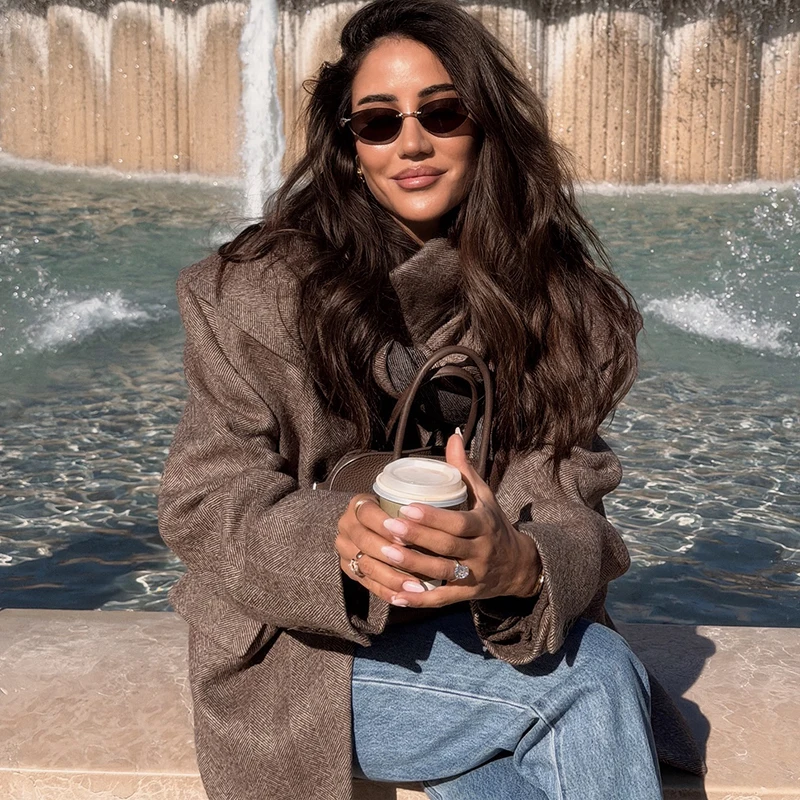 

Autumn Winter Retro Herringbone Wool Coat Female Elegant Chic Lapel Outerwear 2025 Loose Scarf Collar Detachable Hooded Blazer