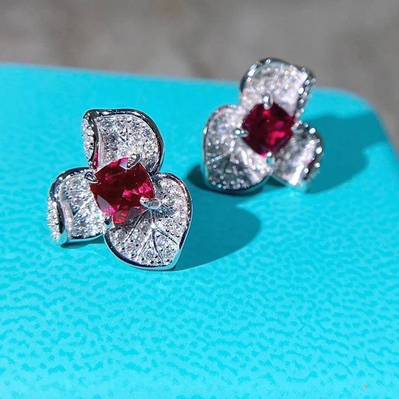 Huitan Flower Stud Earrings with Red Cubic Zirconia Bling Bling Ear Accessories for Women Wedding Party Luxury Jewelry Newest