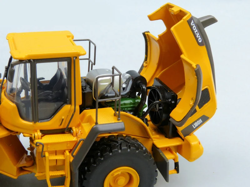 1:50 scale L180H Wheel Loader Alloy Engineering Vehicle Model Gifts Souvenir Toys