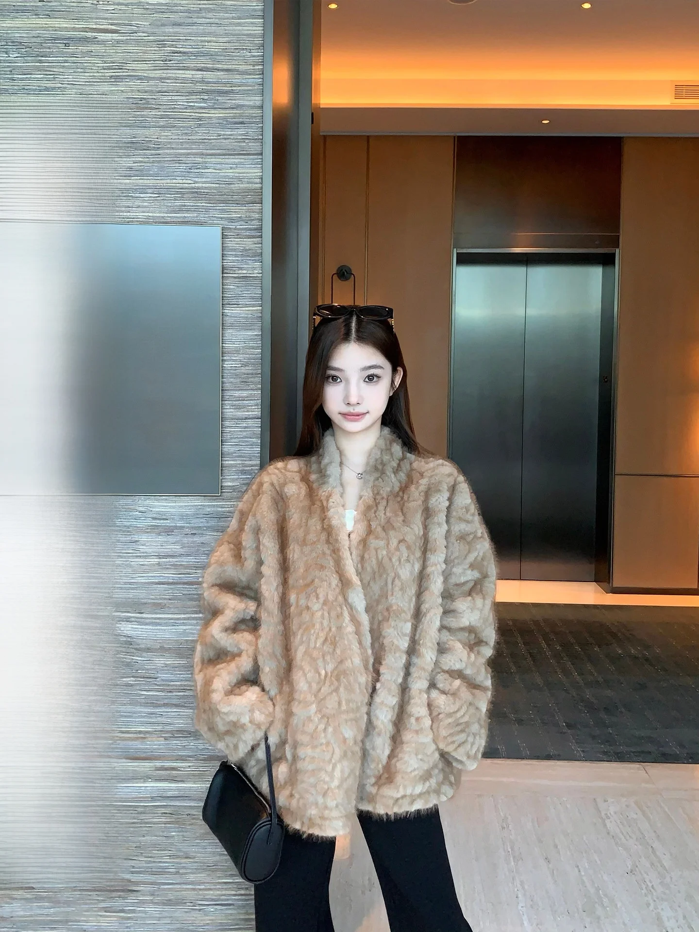 

BULENG Women's ort Coat Winter Faion Soft Sle Long Sve Leather Fur Inteated Outerwear Gentle Wind Simulation Lake ...